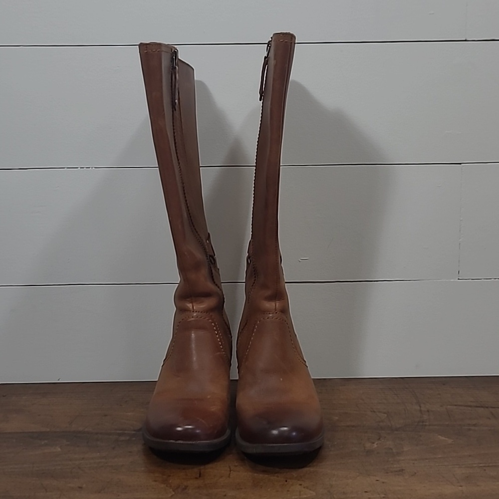 EUC Teva Boots Women's sz 5 Foxy Tall Cognac Leather Side Zip Waterproof Boots - Picture 5 of 14